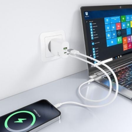 Cargador de Pared GaN Aisens A110-0923/ 1xUSB Tipo-C/ 1xUSB/ 30W/ Blanco