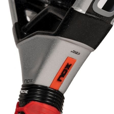 Pala de Pádel NoxSport AT10 Luxury Genius 18K 2024 (Agustin Tapia)
