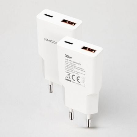 Cargador de pared nanocable 10.10.2028/ 1xusb tipo-c/ 1xusb macho/ 30w/ blanco