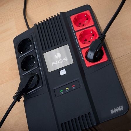 Sai offline ngs fortress bunker/ 600va-360w/ 6 salidas/ formato bloque