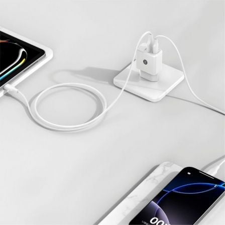 Cargador de Pared Tech One Tech TEC2413/ 1xUSB Tipo-C/ 1xUSB + Cable USB Tipo-C/ 12W/ Blanco